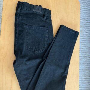BDG Twig Highrise Skinny Black